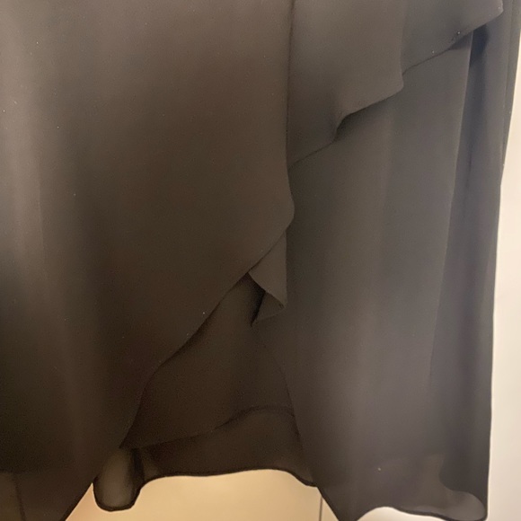 Willow & Thread dress - Picture 4 of 5